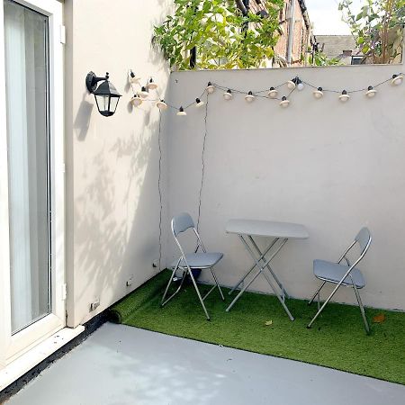 Large House Near Anfield & Liverpool Town 외부 사진